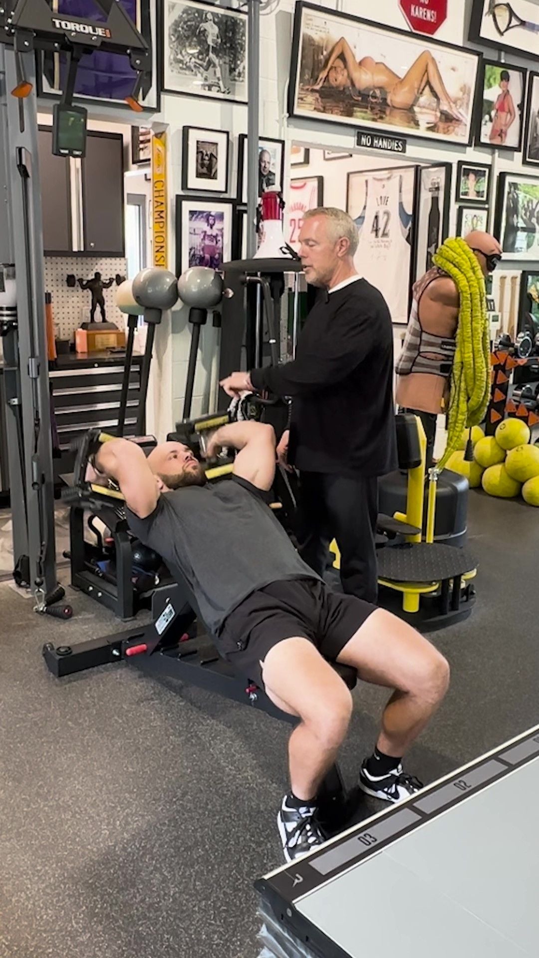 tricep kickback video thumbnail