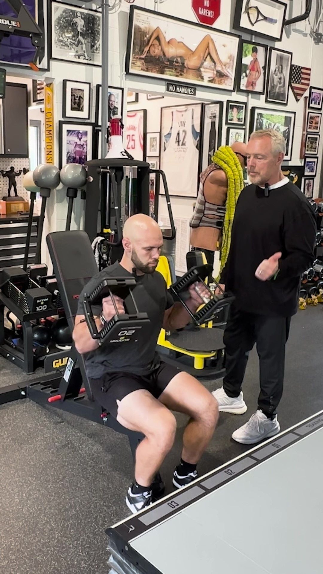 Hammer curl video thumbnail