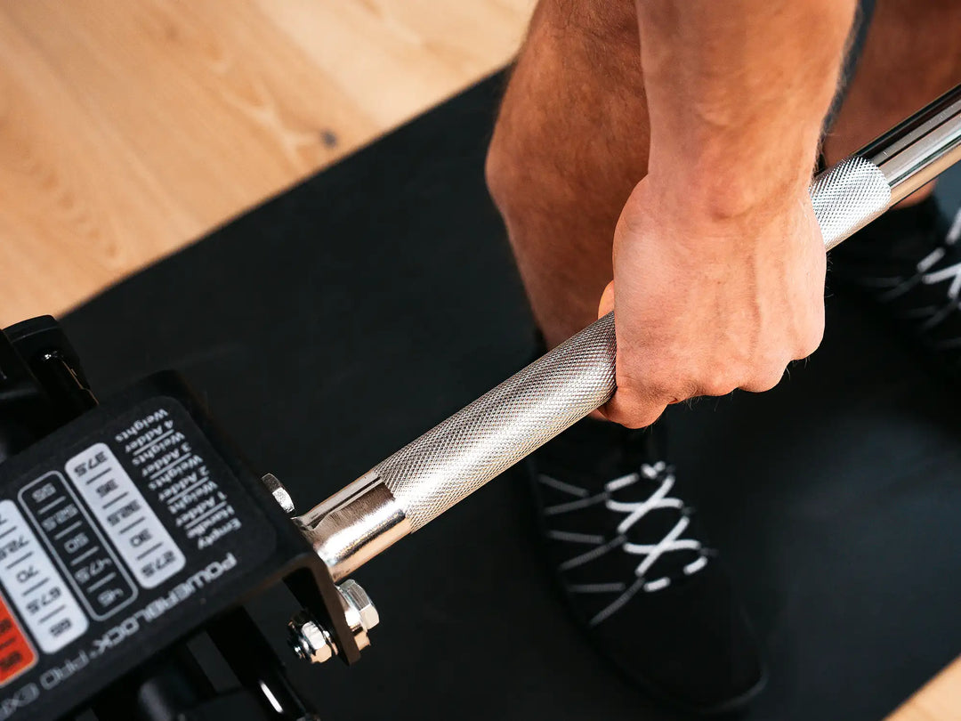 Knurling details on the PowerBlock Pro Series Straight Bar 